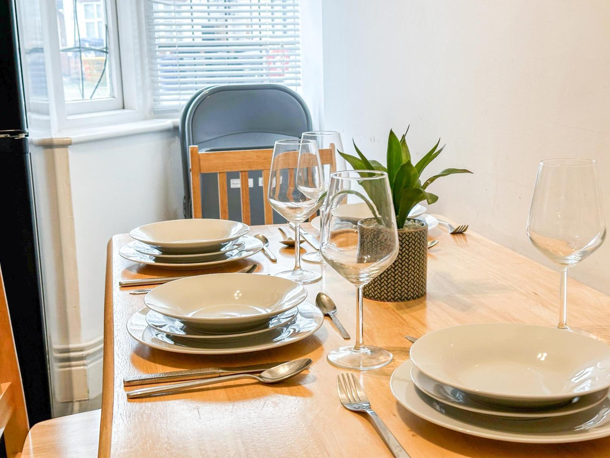 Cosy Apartments Near Hampstead Heath With Free On-Site Parking & Private Gardens, Golders Green London Eksteriør bilde