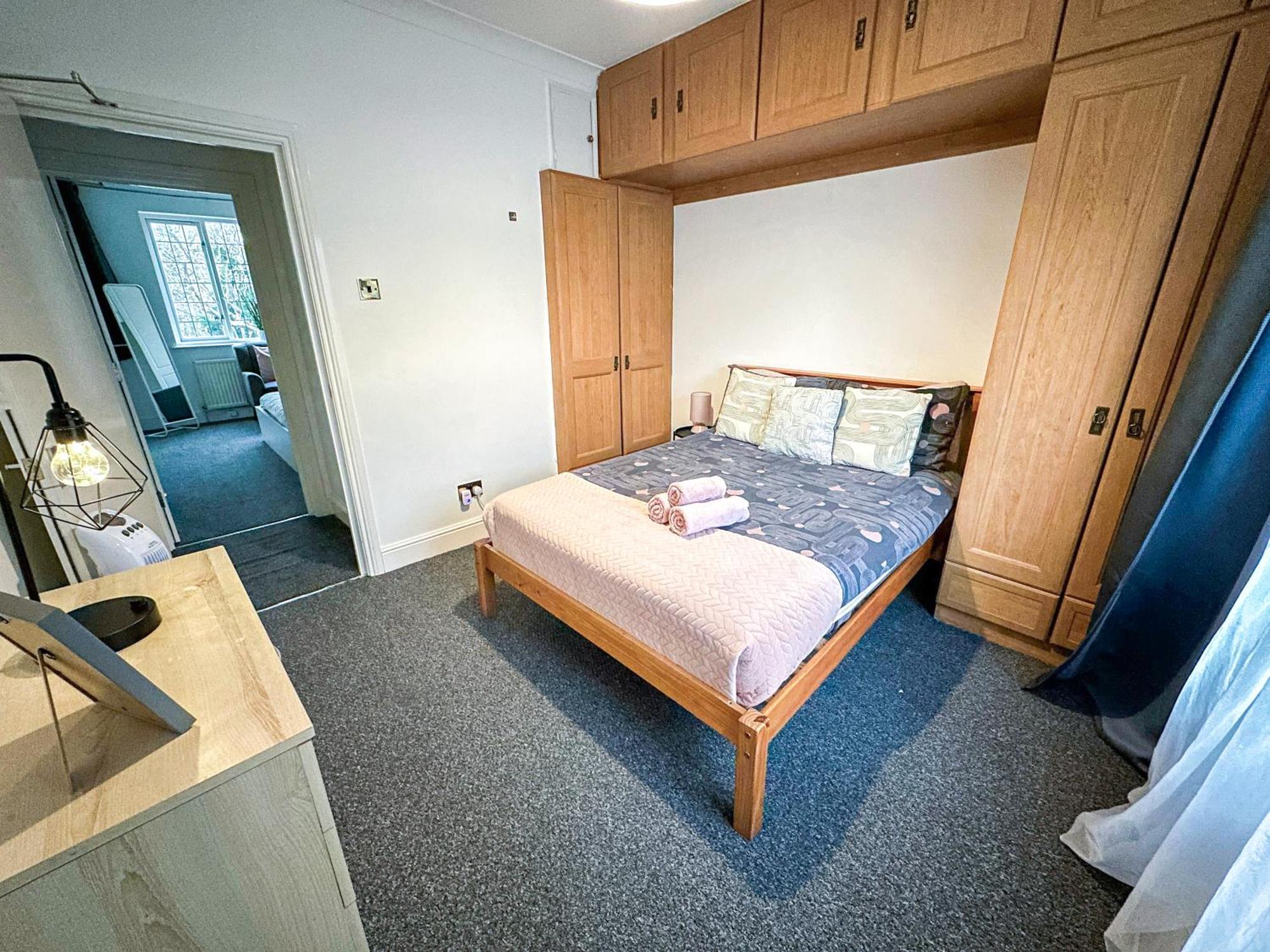 Cosy Apartments Near Hampstead Heath With Free On-Site Parking & Private Gardens, Golders Green London Eksteriør bilde