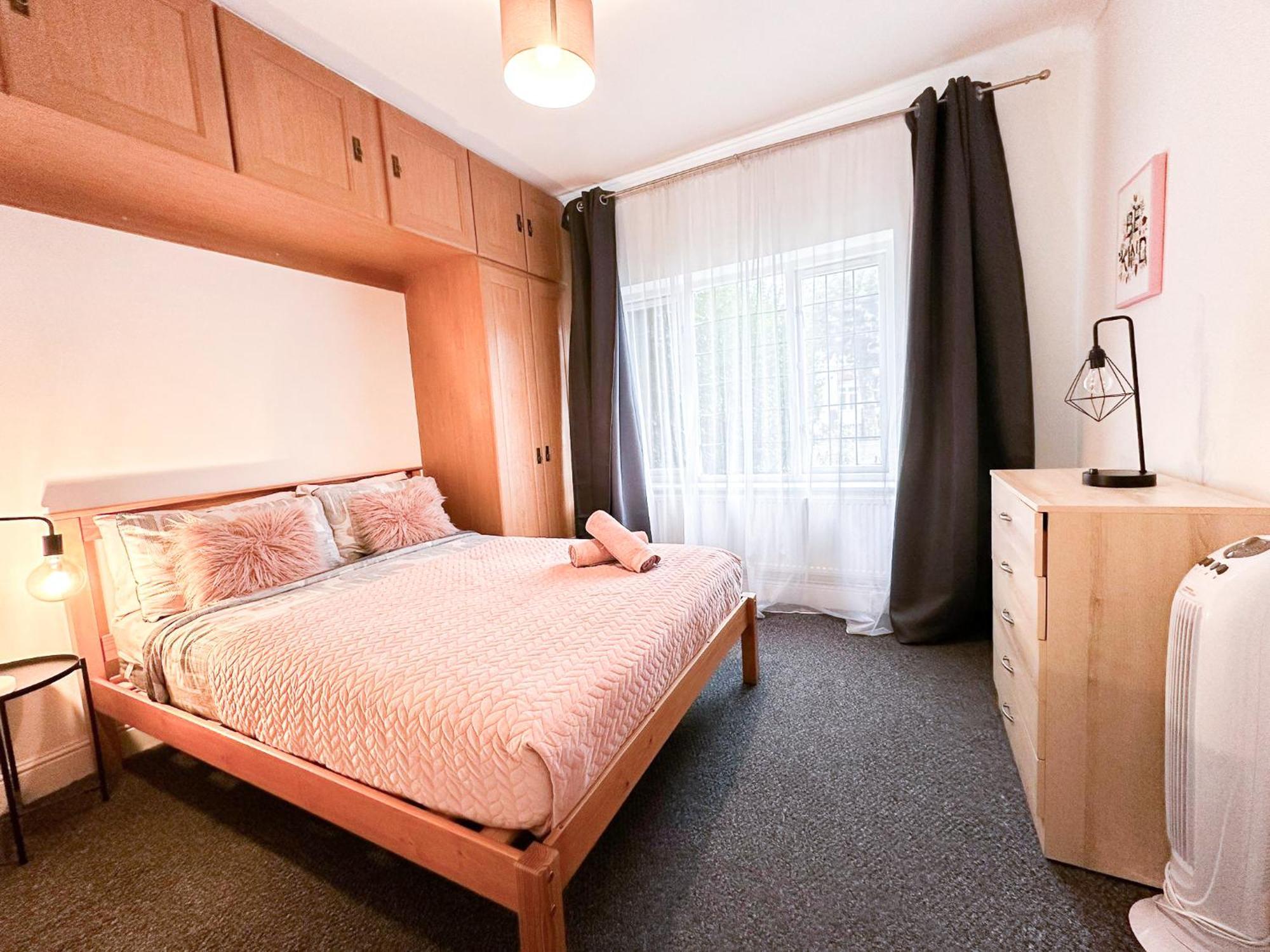 Cosy Apartments Near Hampstead Heath With Free On-Site Parking & Private Gardens, Golders Green London Eksteriør bilde