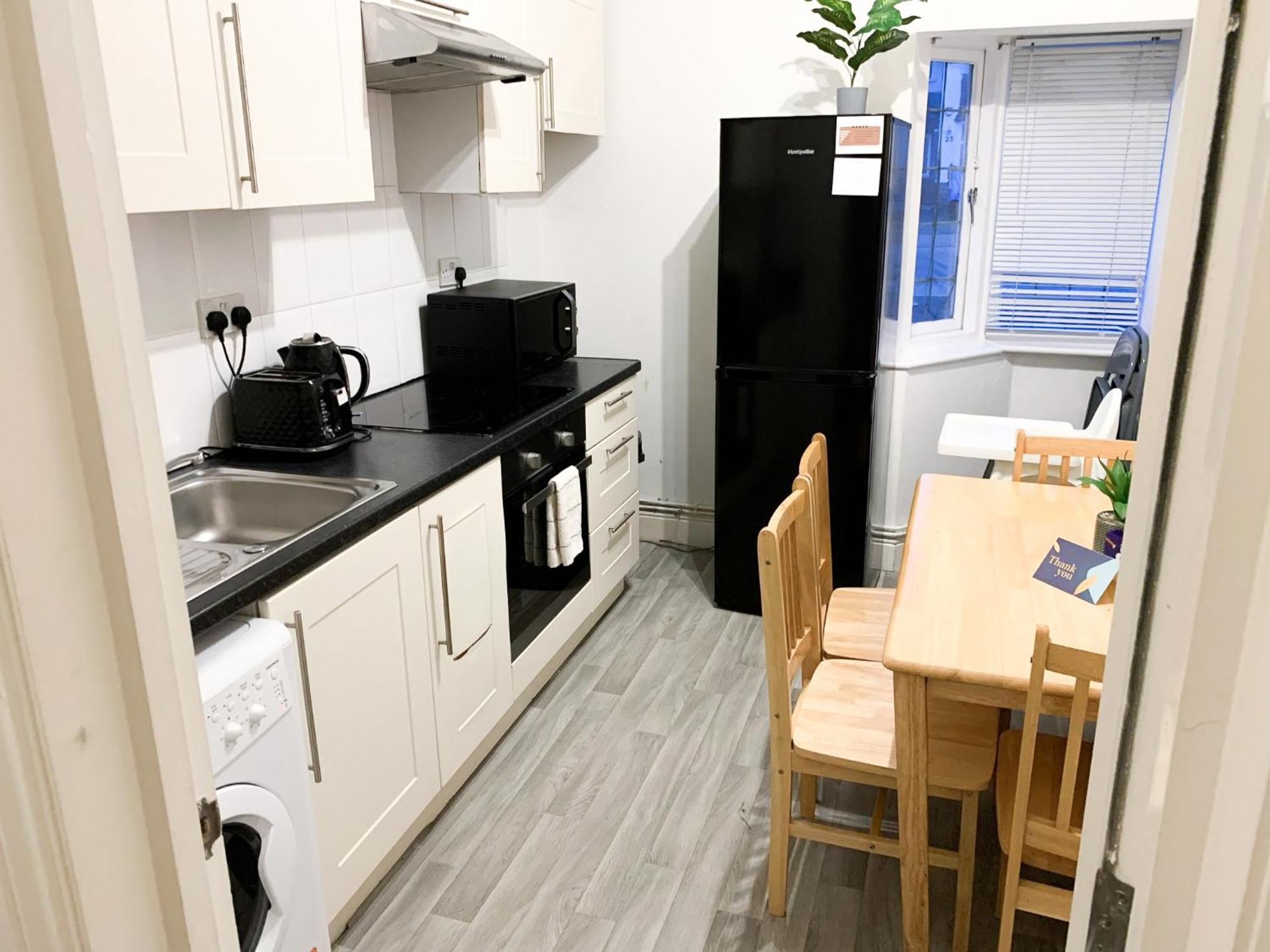 Cosy Apartments Near Hampstead Heath With Free On-Site Parking & Private Gardens, Golders Green London Eksteriør bilde