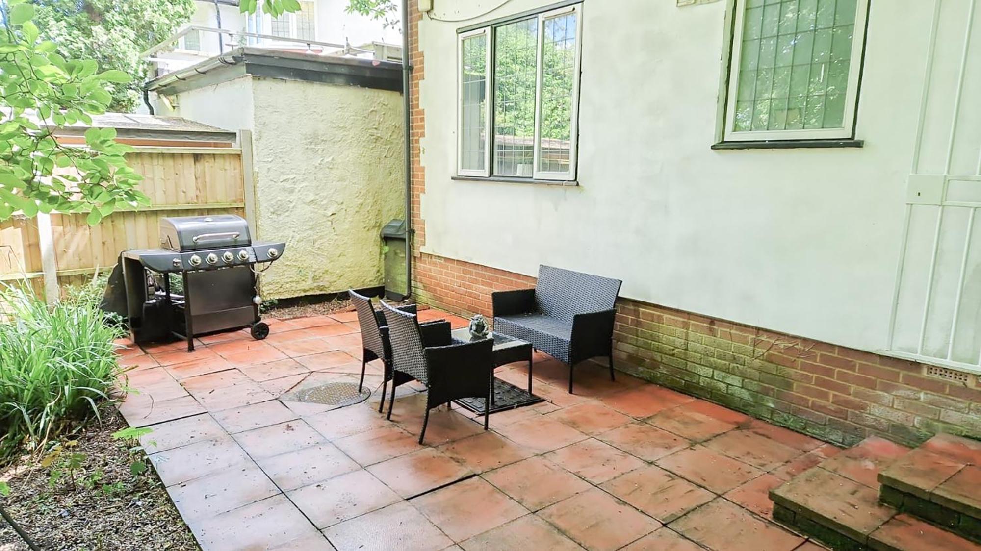 Cosy Apartments Near Hampstead Heath With Free On-Site Parking & Private Gardens, Golders Green London Eksteriør bilde