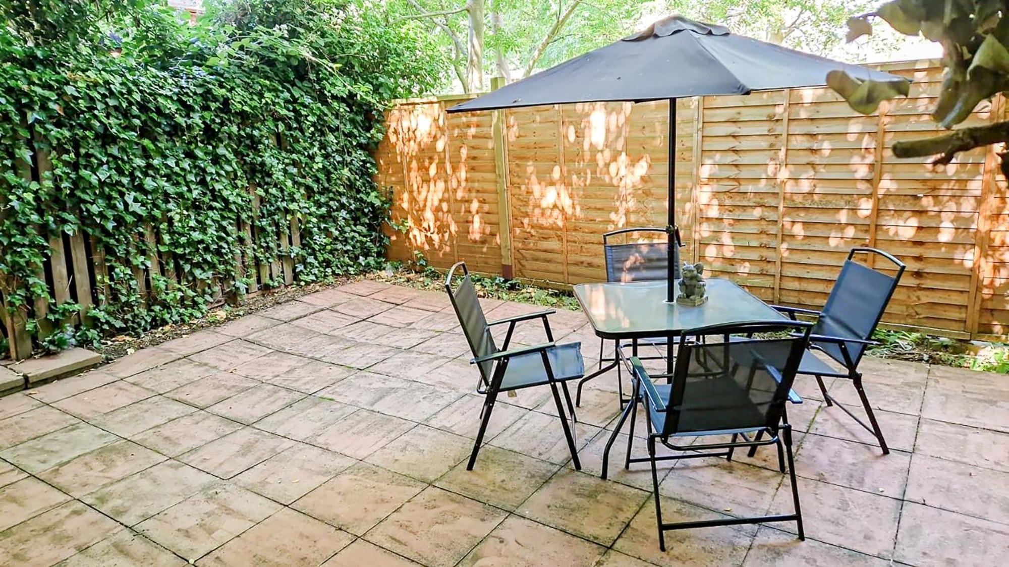 Cosy Apartments Near Hampstead Heath With Free On-Site Parking & Private Gardens, Golders Green London Eksteriør bilde