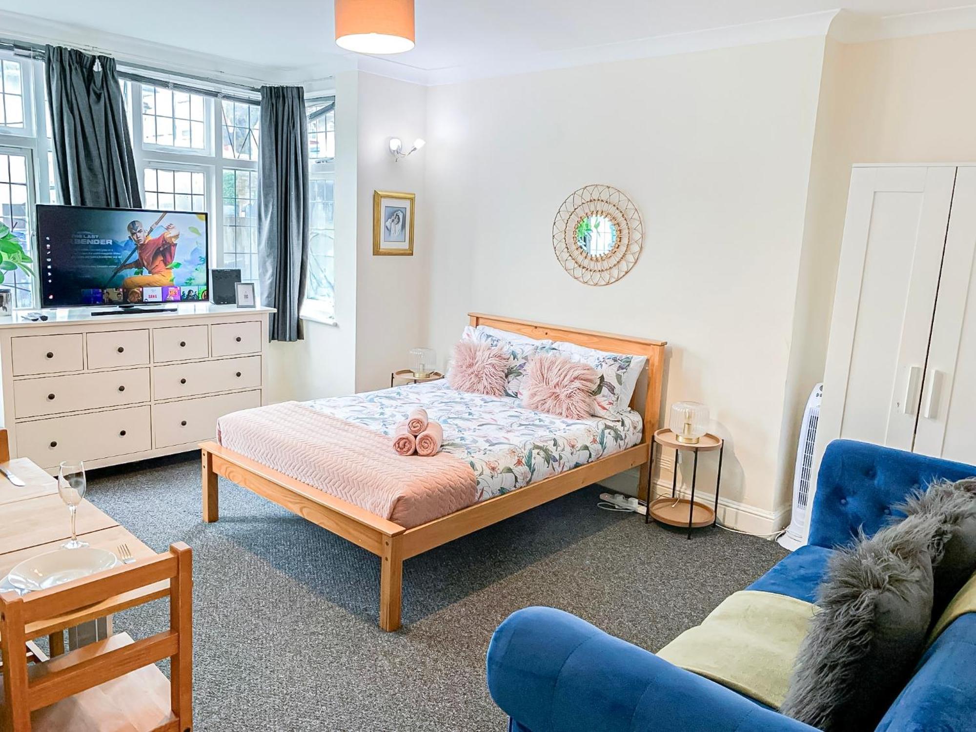 Cosy Apartments Near Hampstead Heath With Free On-Site Parking & Private Gardens, Golders Green London Eksteriør bilde